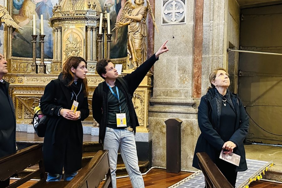 The Beautiful Story of Porto: Guided Tour with Entry Tickets