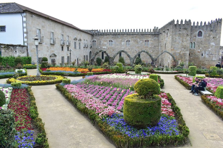 The Soul of Braga: Cathedrals, Palaces and Sanctuaries